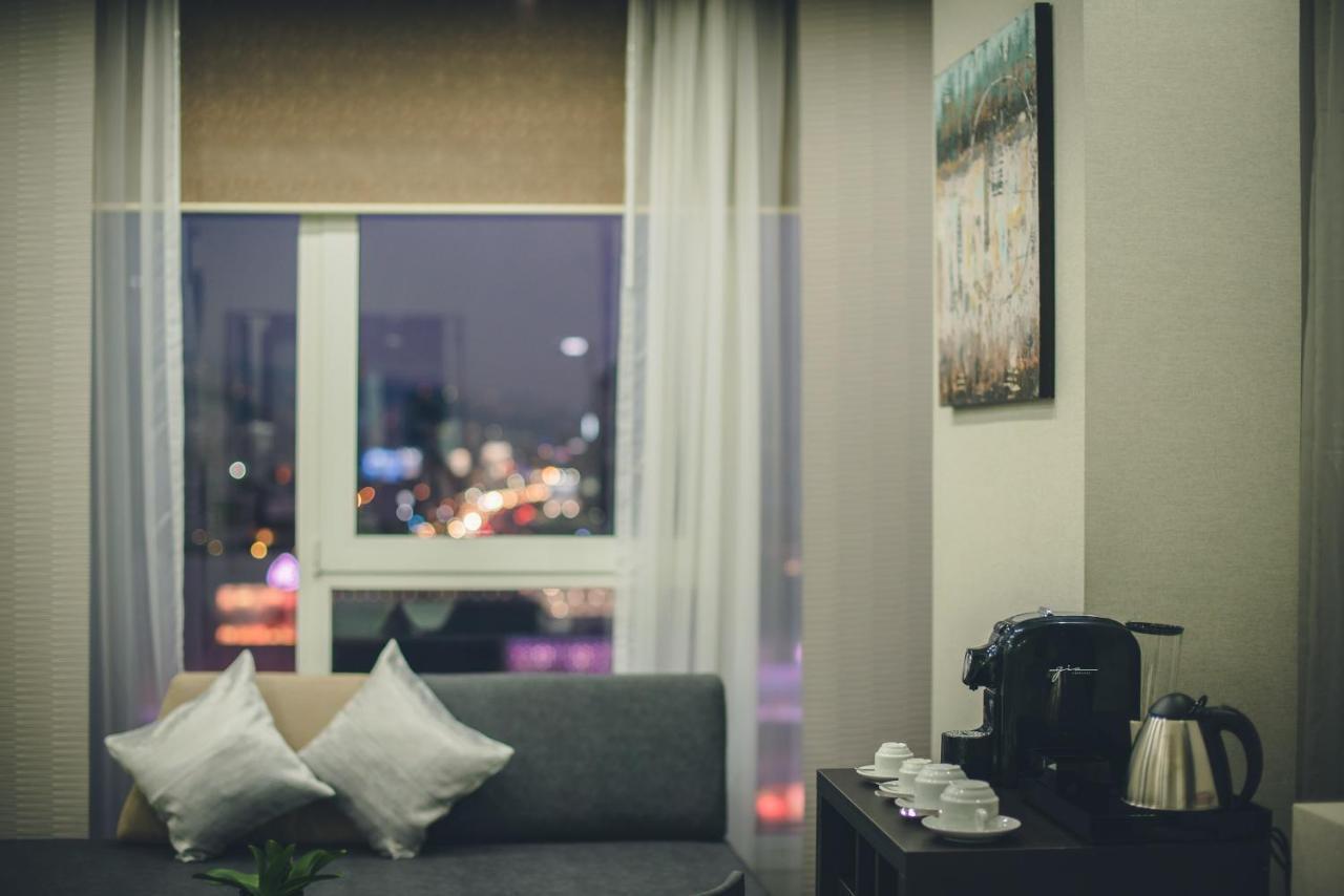 Louis V Hotel Beirut Exteriör bild