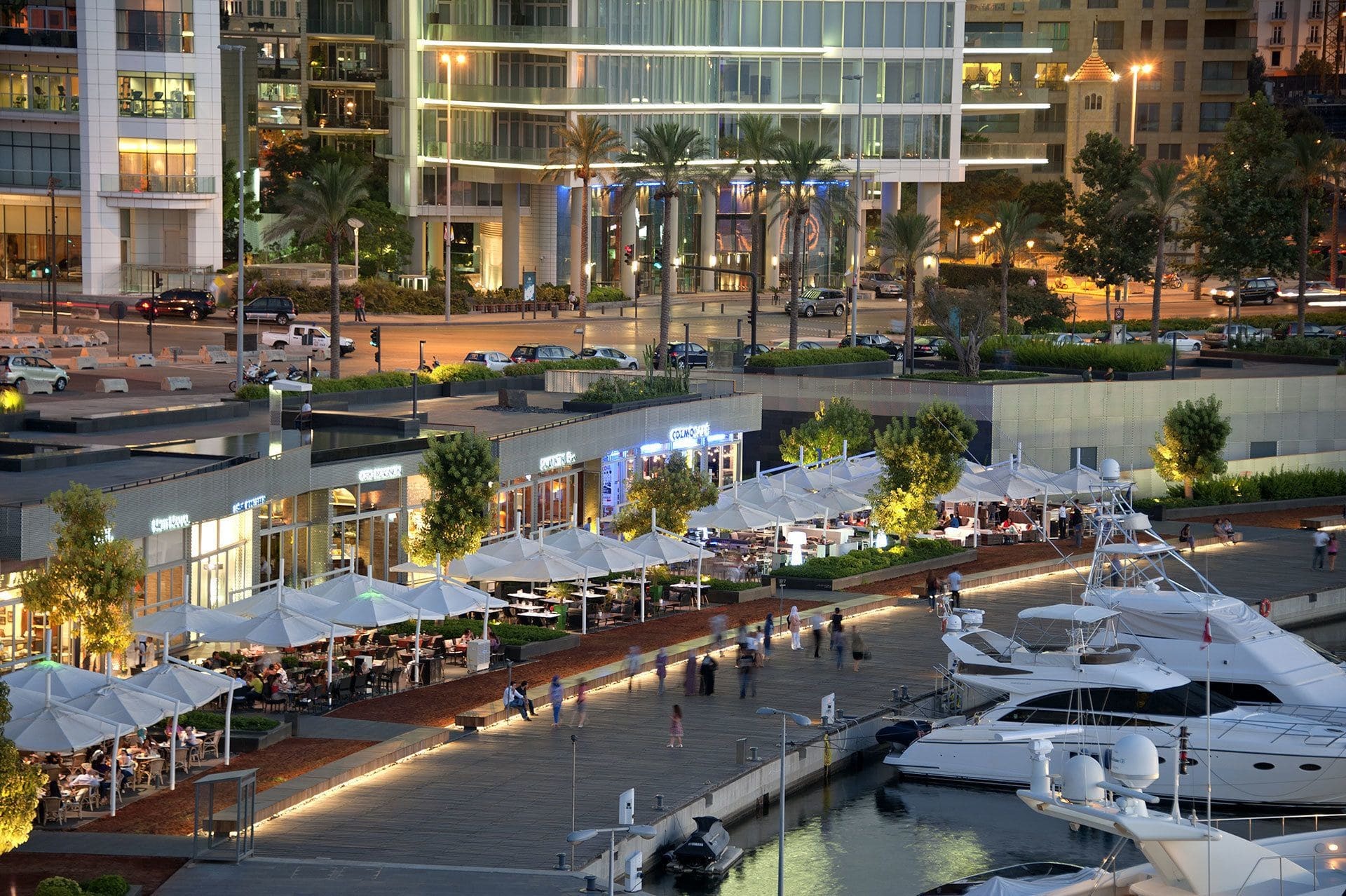 Louis V Hotel Beirut Exteriör bild