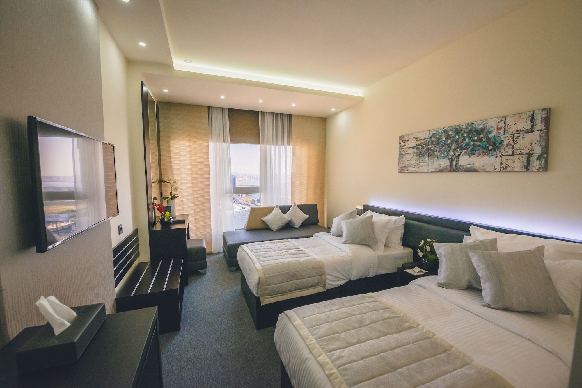 Louis V Hotel Beirut Exteriör bild